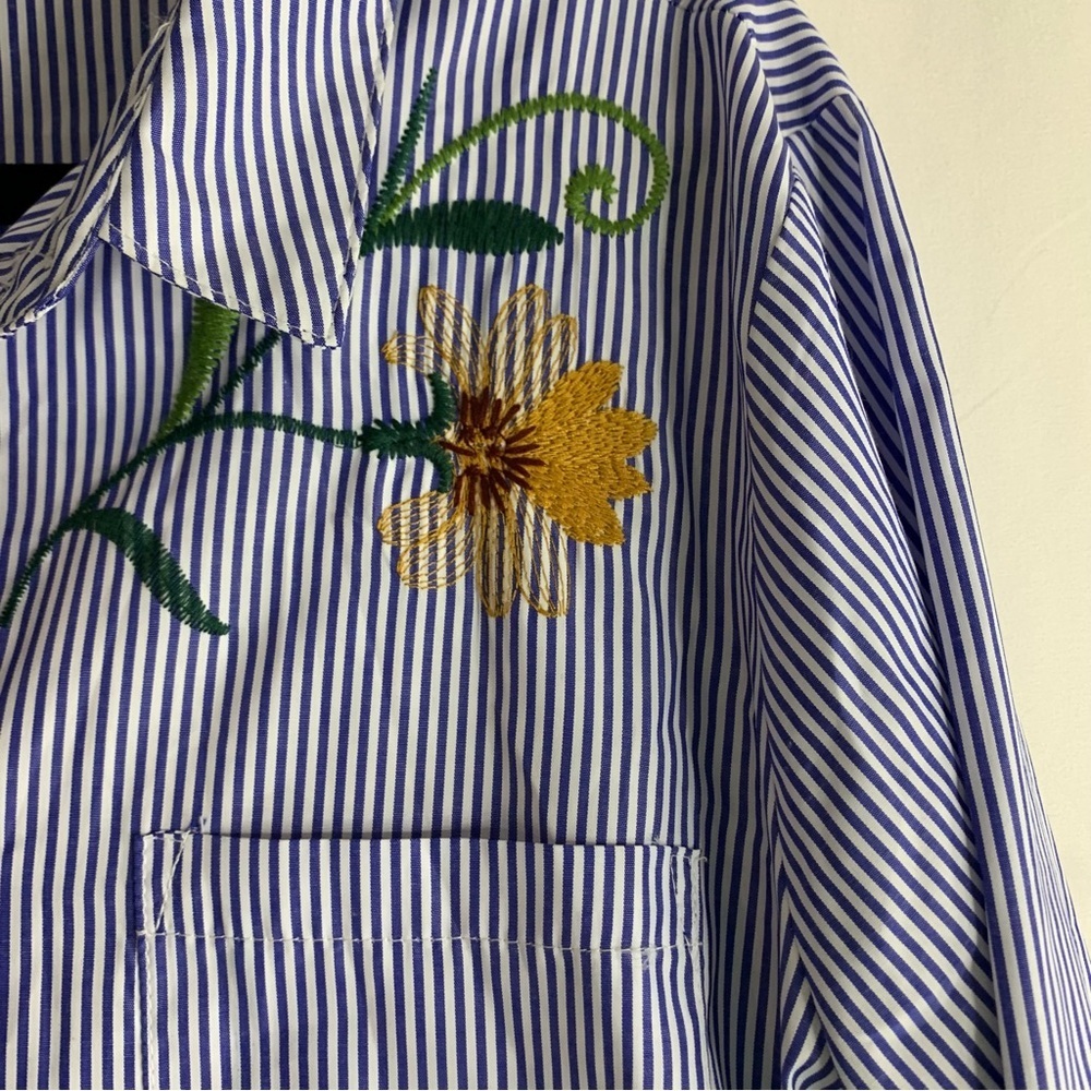 Boohoo Embroidered Detail Striped Shirt Button Down Dress, size 10 - Picture 7 of 13